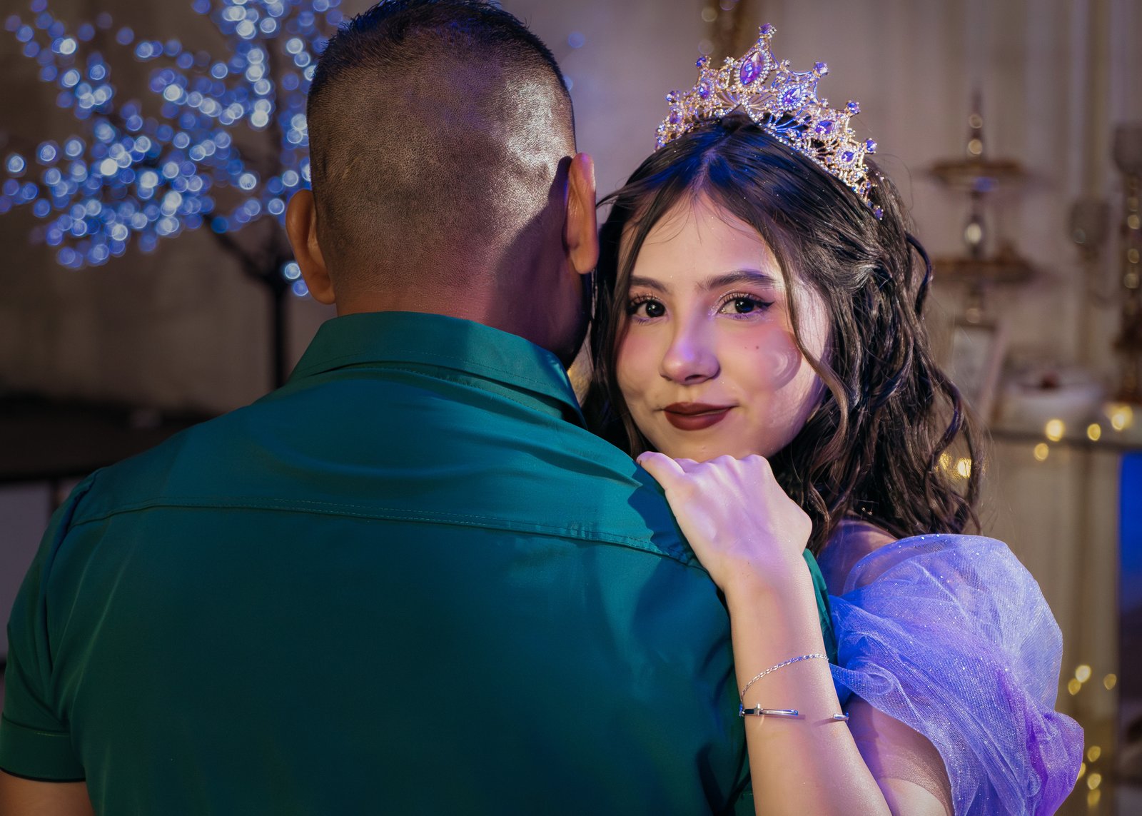 Contratación profesional de fotografía para XV años en Mexicali — contratos legales y precios claros